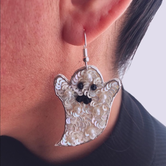 Pearl Ghost Earrings - Picture 2 of 2